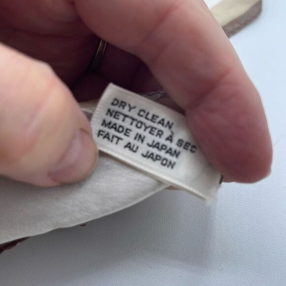 Vintage Vera silk scarf 10” x 52” taupe tan white stripes. - Picture 4 of 9